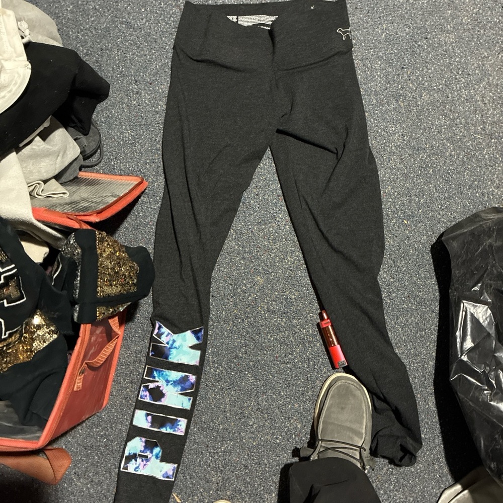 PINK Victoria's Secret Black Leggings with Graphic Detail